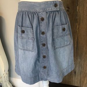 J-Crew Vintage Light Wash Button Up Jean Skirt Size Medium Country CottageCore